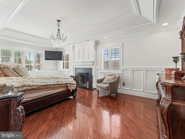 9 LANSBROOK CT, Sewell, NJ 08080