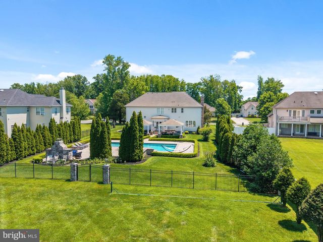 9 LANSBROOK CT, Sewell, NJ 08080