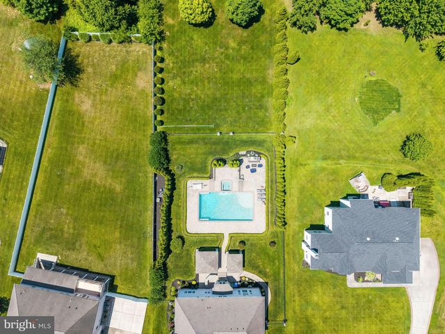 9 LANSBROOK CT, Sewell, NJ 08080