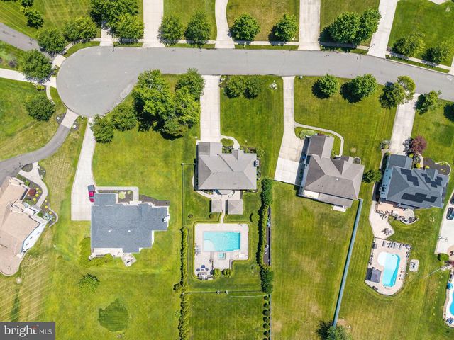 9 LANSBROOK CT, Sewell, NJ 08080