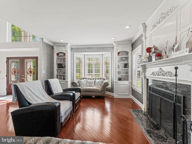 9 LANSBROOK CT, Sewell, NJ 08080
