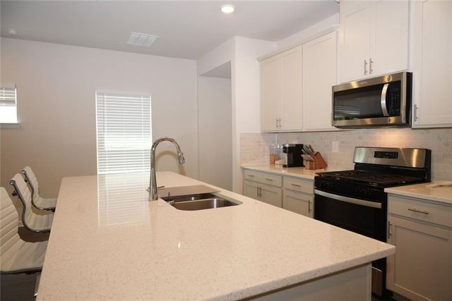 733 Gabby Point SW, Mableton, GA 30126
