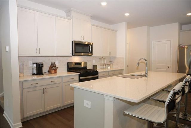733 Gabby Point SW, Mableton, GA 30126