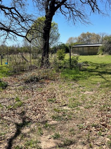 131 Sadie Lane, Springtown, TX 76082