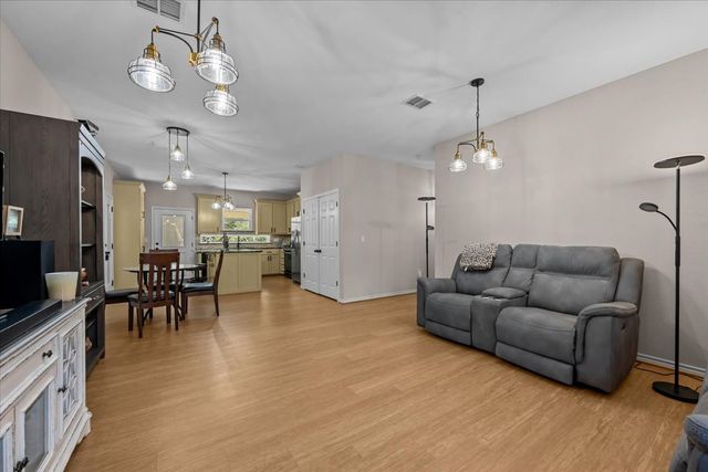 114 DEER Run, Moody, TX 76557