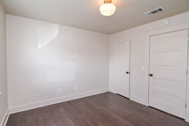 1701 Brown Trail, Hurst, TX 76054