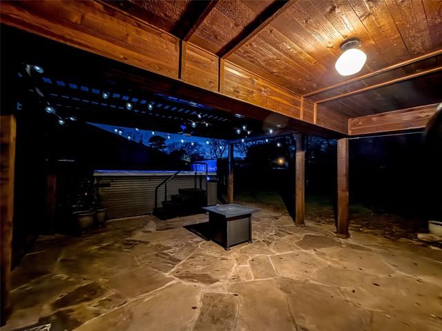 1701 Brown Trail, Hurst, TX 76054