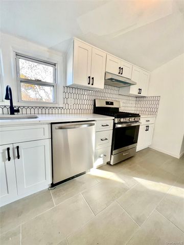 1525 Mamaroneck Avenue 2, Mamaroneck, NY 10543