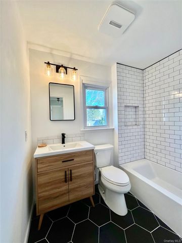 1525 Mamaroneck Avenue 2, Mamaroneck, NY 10543