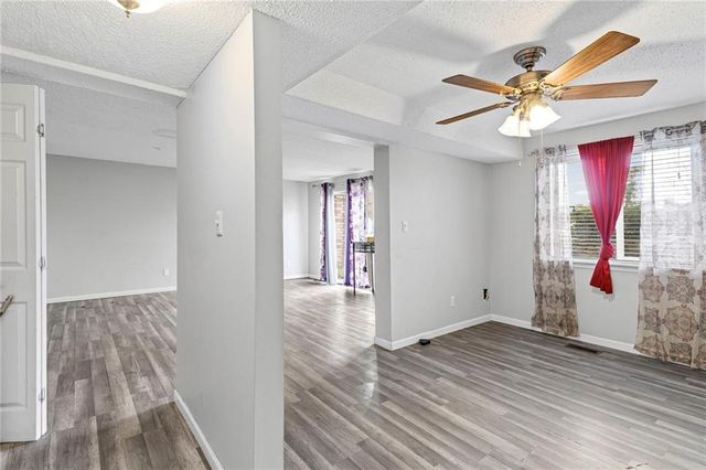 8630 W 85TH Street, Overland Park, KS 66212