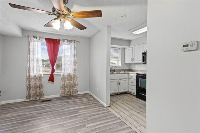 8630 W 85TH Street, Overland Park, KS 66212