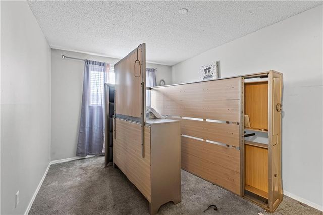 8630 W 85TH Street, Overland Park, KS 66212