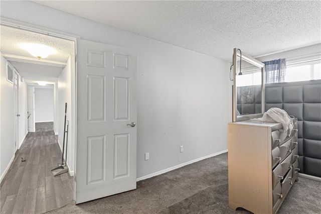 8630 W 85TH Street, Overland Park, KS 66212