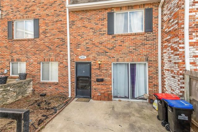 8630 W 85TH Street, Overland Park, KS 66212