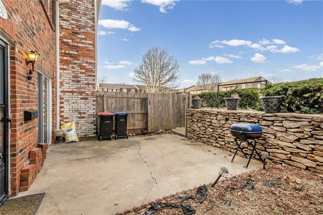 8630 W 85TH Street, Overland Park, KS 66212