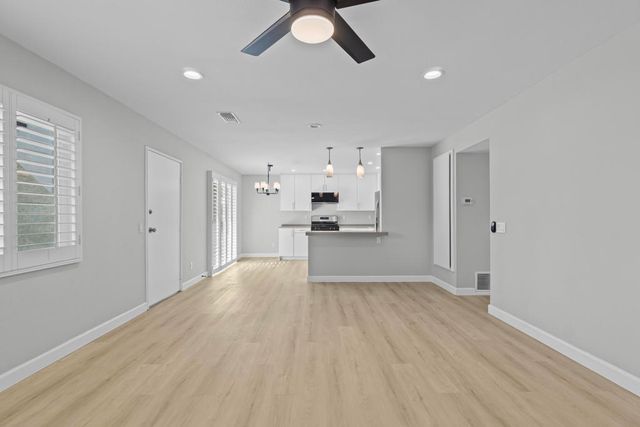 1950 S Palm Canyon Drive 106, Palm Springs, CA 92264