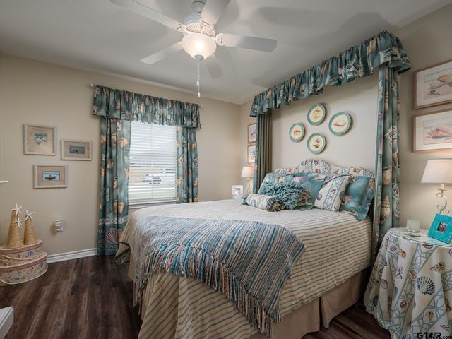 705 Reno, Chandler, TX 75758