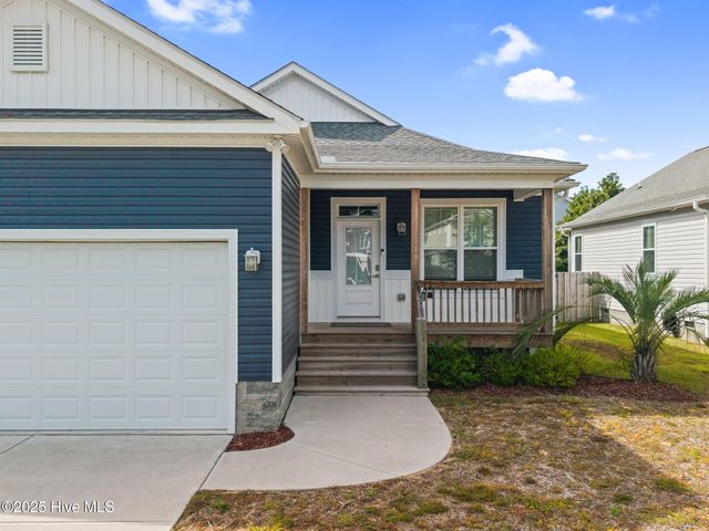 319 NE 61st Street, Oak Island, NC 28465