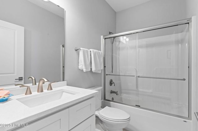319 NE 61st Street, Oak Island, NC 28465