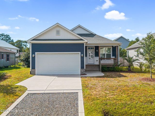 319 NE 61st Street, Oak Island, NC 28465