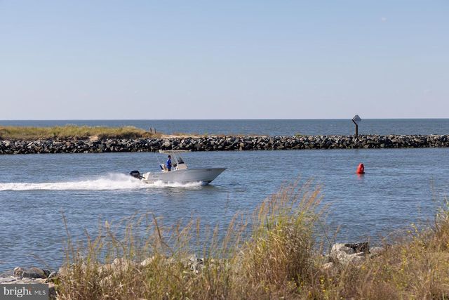 37105 OCEAN PARK LN, Fenwick Island, DE 19944