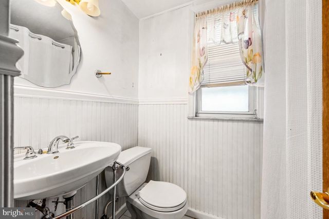 7215 GUYER AVE, Philadelphia, PA 19153