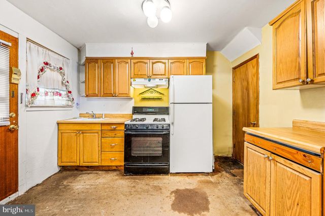 7215 GUYER AVE, Philadelphia, PA 19153