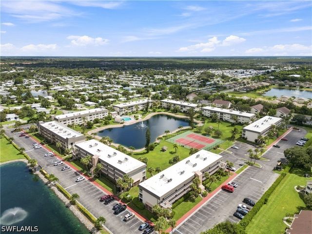 1004 Manatee RD H206, Naples, FL 34114