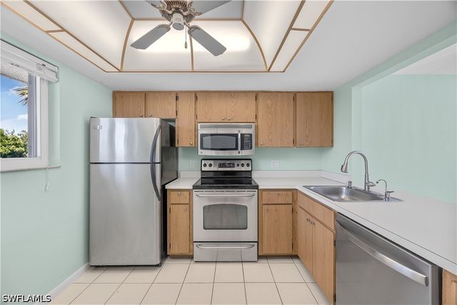 1004 Manatee RD H206, Naples, FL 34114