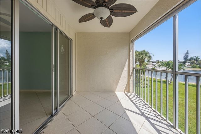 1004 Manatee RD H206, Naples, FL 34114