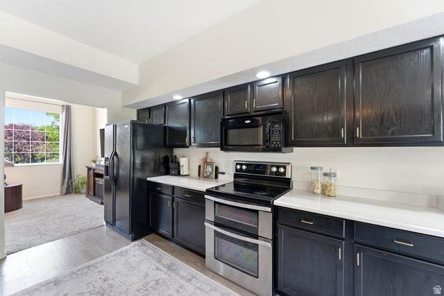 10188 YORKSHIRE DR, South Jordan, UT 84095