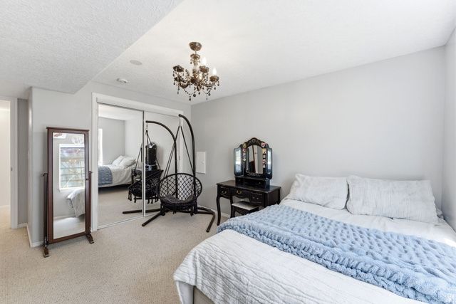 10188 YORKSHIRE DR, South Jordan, UT 84095