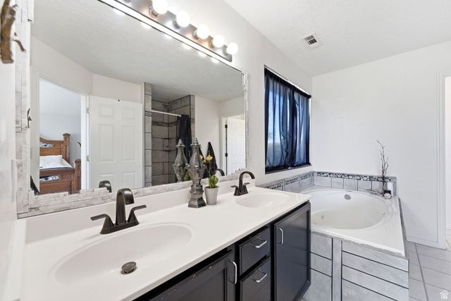 10188 YORKSHIRE DR, South Jordan, UT 84095