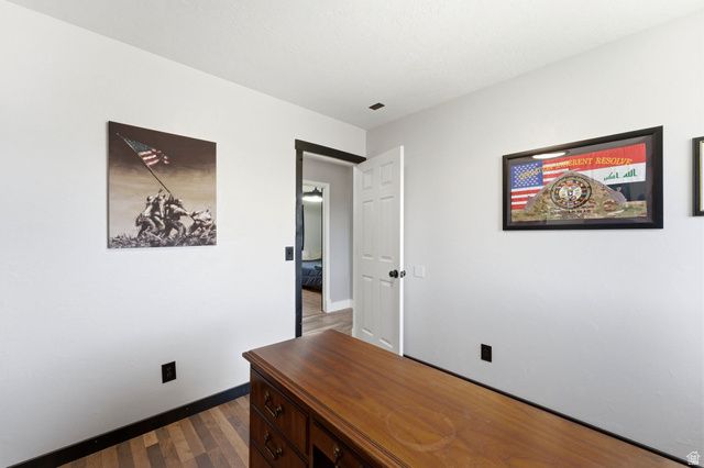 10188 YORKSHIRE DR, South Jordan, UT 84095