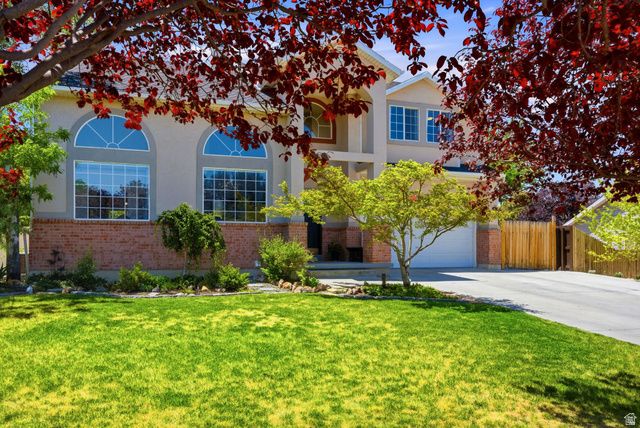 10188 YORKSHIRE DR, South Jordan, UT 84095