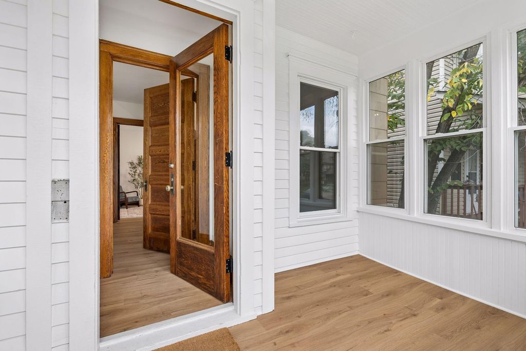 3212 Park Avenue, Minneapolis, MN 55407 — photo 2