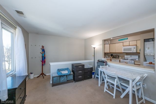 51 Sunrise Dr, Hanover Twp., NJ 07981