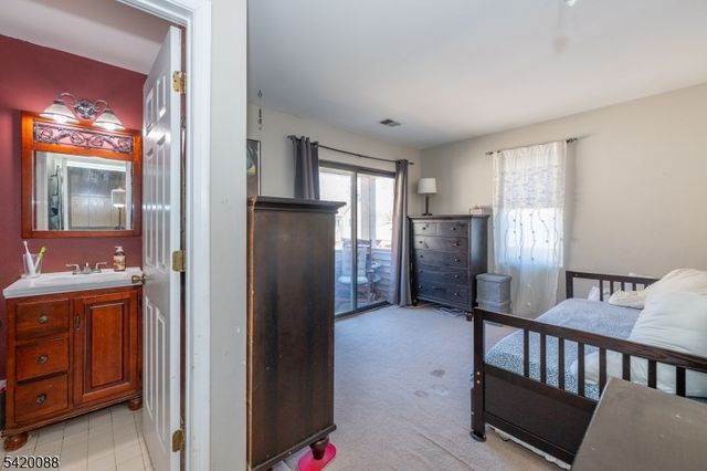 51 Sunrise Dr, Hanover Twp., NJ 07981