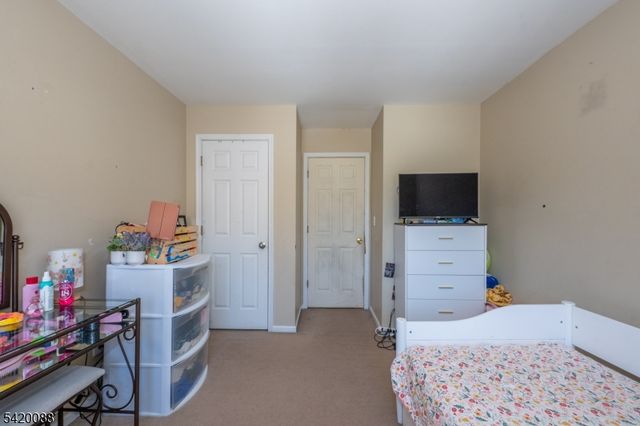 51 Sunrise Dr, Hanover Twp., NJ 07981