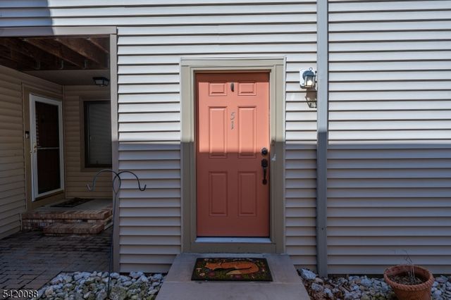 51 Sunrise Dr, Hanover Twp., NJ 07981