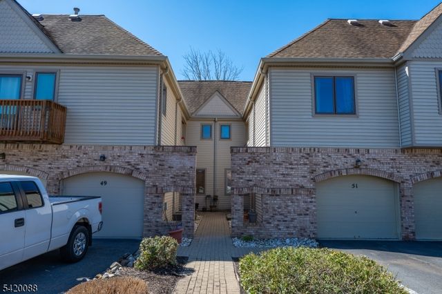 51 Sunrise Dr, Hanover Twp., NJ 07981