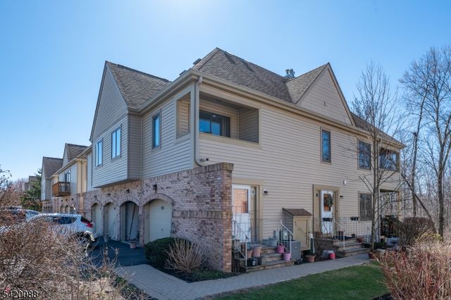 51 Sunrise Dr, Hanover Twp., NJ 07981