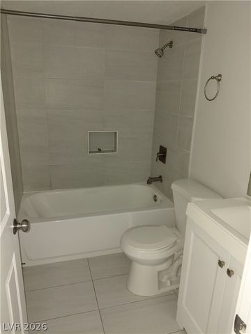 4622 Tracylynn Lane, Las Vegas, NV 89121