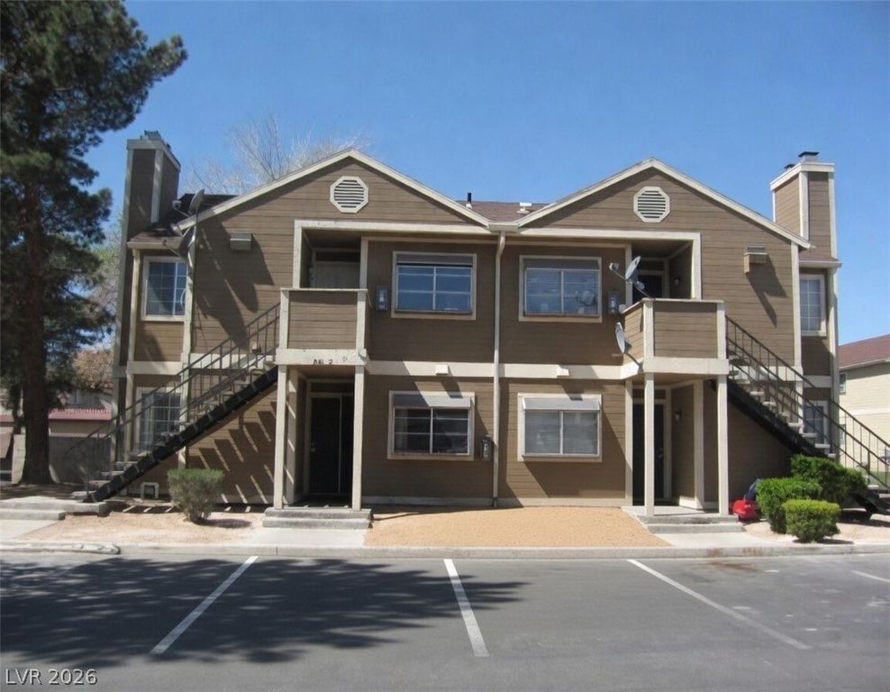 4622 Tracylynn Lane, Las Vegas, NV 89121