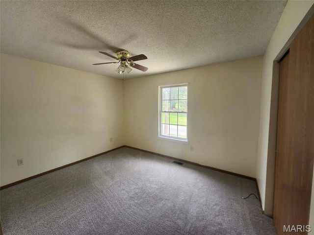 1204 Riverview Drive, Elsberry, MO 63343