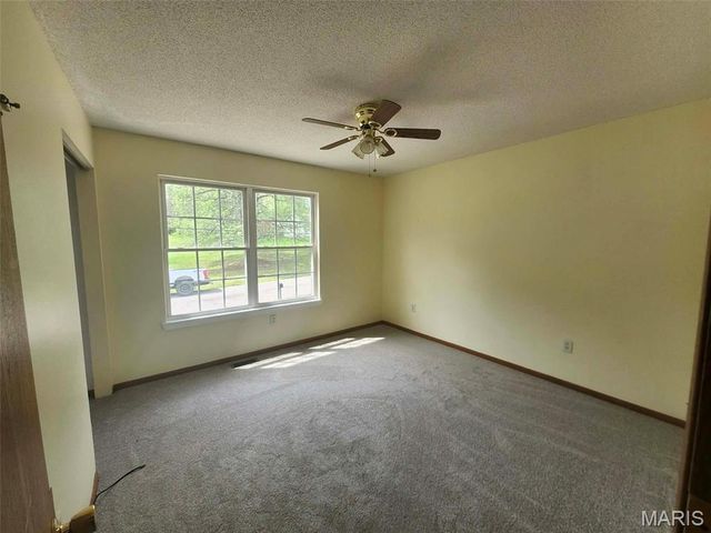 1204 Riverview Drive, Elsberry, MO 63343