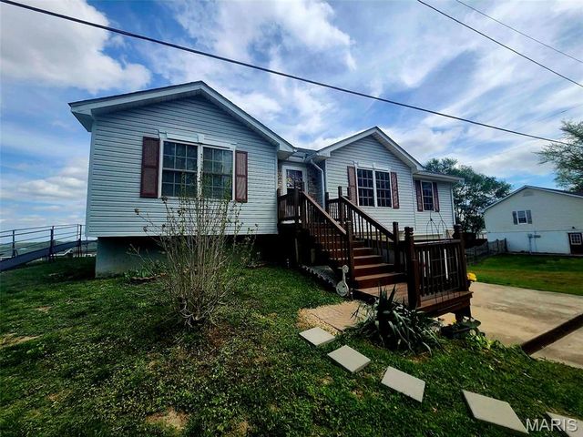 1204 Riverview Drive, Elsberry, MO 63343