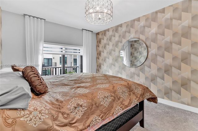 4745 NW 84th Ct 19, Doral, FL 33166