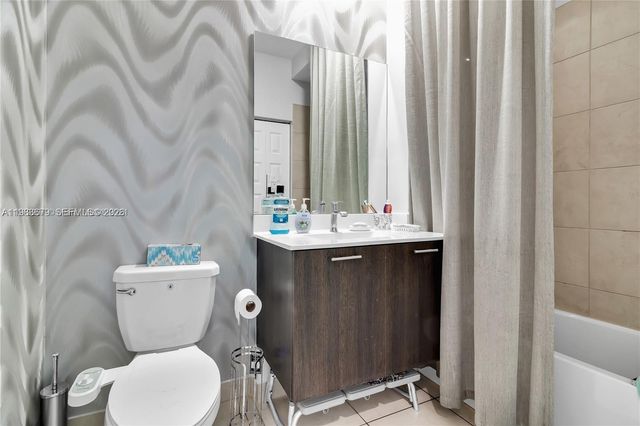 4745 NW 84th Ct 19, Doral, FL 33166