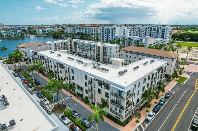 4745 NW 84th Ct 19, Doral, FL 33166